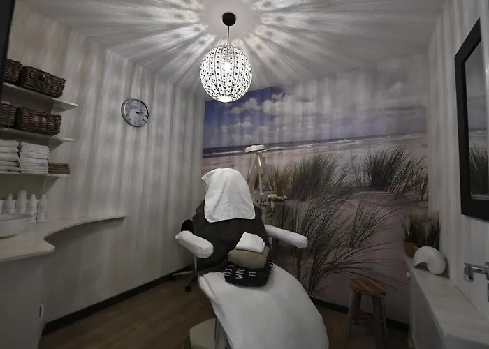 Tot Rust In The Forest Putte