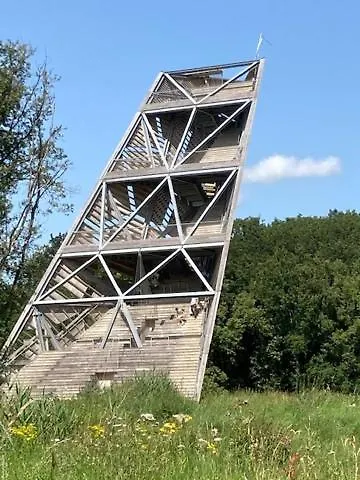 Tot Rust In The Forest Putte